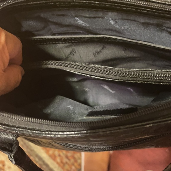 ASHWOOD LEATHER BAG - Picture 10 of 10